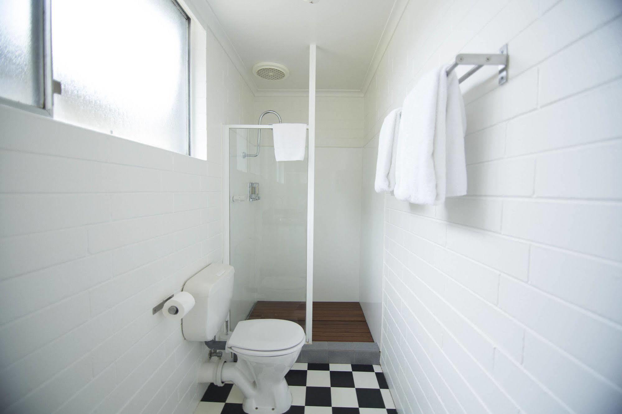 Siesta Central Apartments Сейл Екстериор снимка